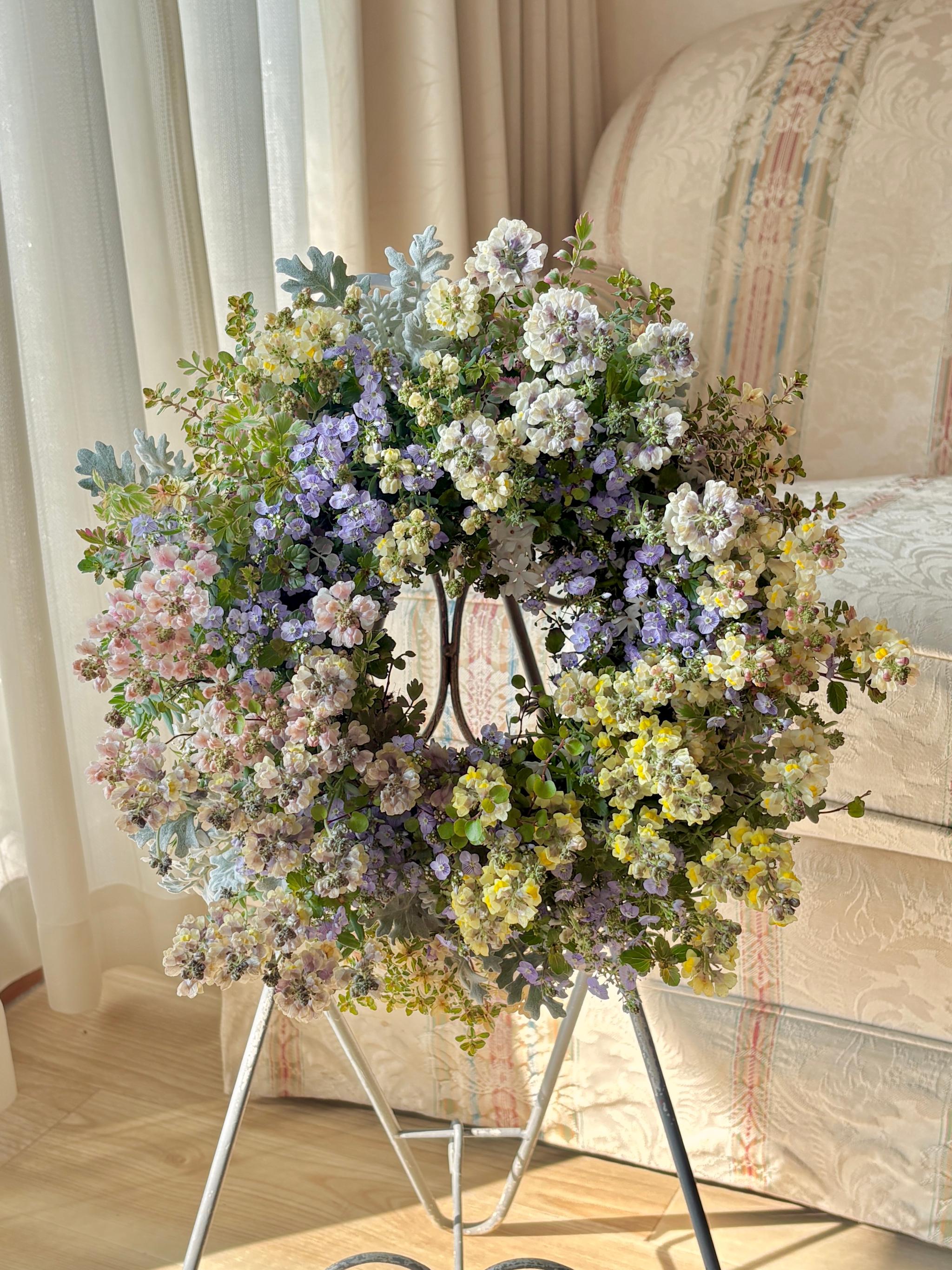 魅惑の花色 リナリアの寄せ植えリース ☆*:.幸せのwreath  「 マダムマルシアの秘密の花園 」 ｡:*☆   　